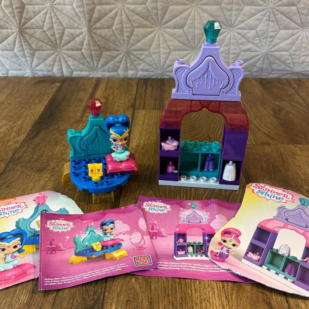 Mega Bloks Shimmer and Shine Lot Bedtime 100% Complete Plus Dress Up Wardrobe